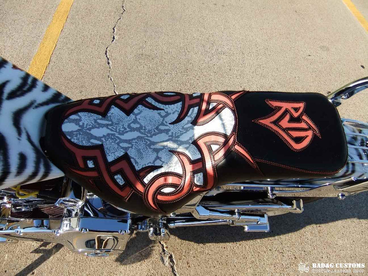 Harley-Davidson Softail Tribal Seat with Matching Backrest and Tool Bag